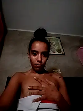 Snapshot of MARIA_ladiabla820 chatting on November 9, 2025, 10:41 am MARIA ladiabla820 online show from November 9, 2025, 10:41 am