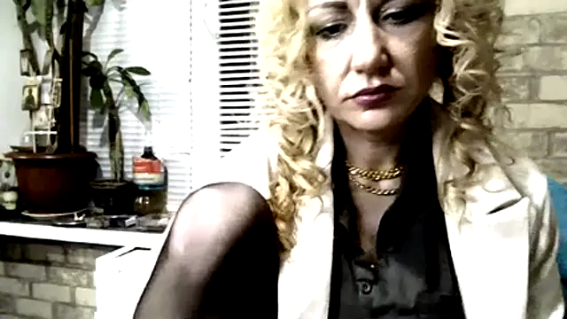 LilaniLoverx online show from November 21, 2025, 4:00 am