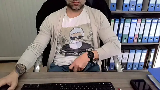 Evasionee online show from March 9, 2026, 10:08 am