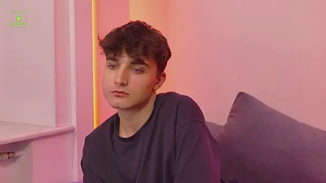 Snapshot of Richard_steele_hot chatting on November 3, 2025, 3:37 pm Richard steele hot online show from November 3, 2025, 3:37 pm