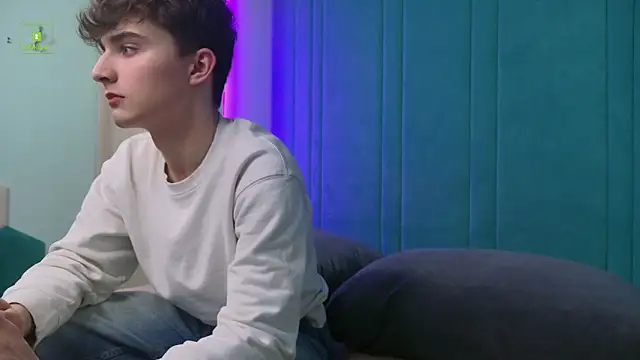 Snapshot of Richard_steele_hot chatting on October 31, 2025, 3:41 pm Richard steele hot online show from October 31, 2025, 3:41 pm