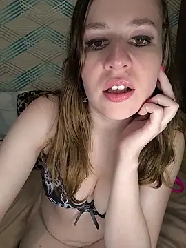 Snapshot of Rosa_Yulia chatting on April 14, 2026, 9:31 pm Rosa Yulia online show from April 14, 2026, 9:31 pm
