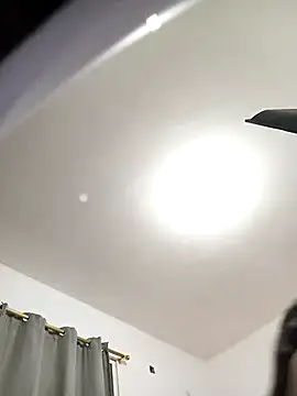 Snapshot of Angeeelina@xh chatting on December 14, 2025, 5:46 am Angeeelinaxh online show from December 14, 2025, 5:46 am