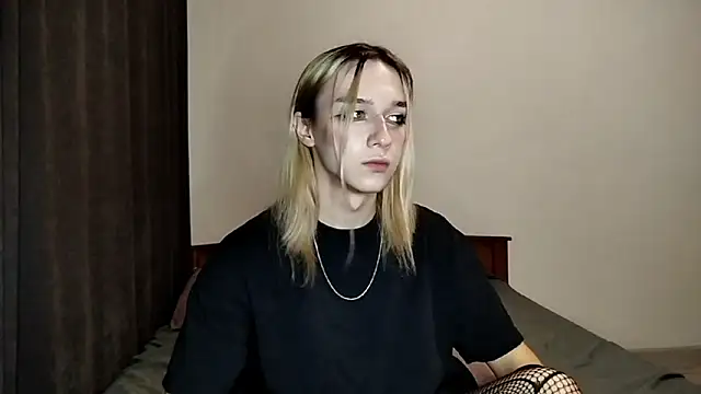 icebenz online show from November 26, 2025, 2:28 pm