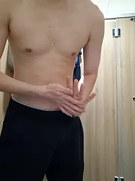 yuta 00 online show from March 28, 2026, 5:03 pm