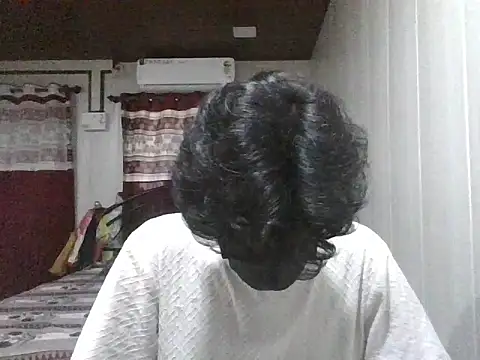 Snapshot of kriZ08 chatting on July 30, 2026, 7:07 am kriZ08 online show from July 30, 2026, 7:07 am
