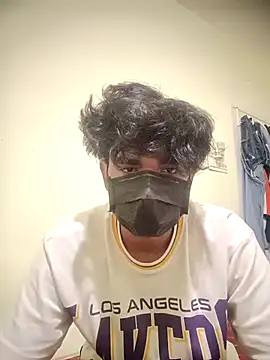 kriZ08 online show from November 8, 2025, 7:01 am