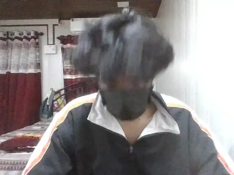 Snapshot of kriZ08 chatting on June 29, 2026, 10:37 am kriZ08 online show from June 29, 2026, 10:37 am