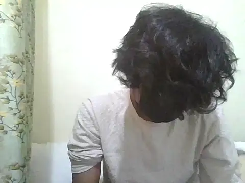 Snapshot of kriZ08 chatting on May 16, 2026, 6:45 am kriZ08 online show from May 16, 2026, 6:45 am