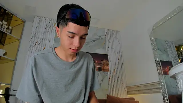 Snapshot of Dallen_Grant chatting on July 31, 2026, 12:59 pm Dallen Grant online show from July 31, 2026, 12:59 pm