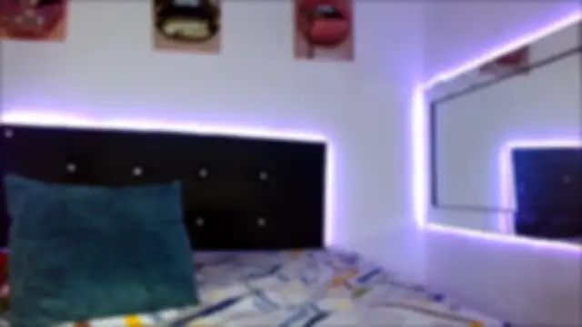 Snapshot of antonella_pink2 chatting on November 10, 2025, 3:22 am antonella pink2 online show from November 10, 2025, 3:22 am