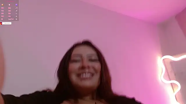 Snapshot of damii_tay1 chatting on February 8, 2026, 3:15 am damii tay1 online show from February 8, 2026, 3:15 am