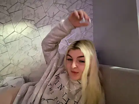 Snapshot of rosie-hipstergal chatting on November 4, 2025, 1:26 pm rosie-hipstergal online show from November 4, 2025, 1:26 pm