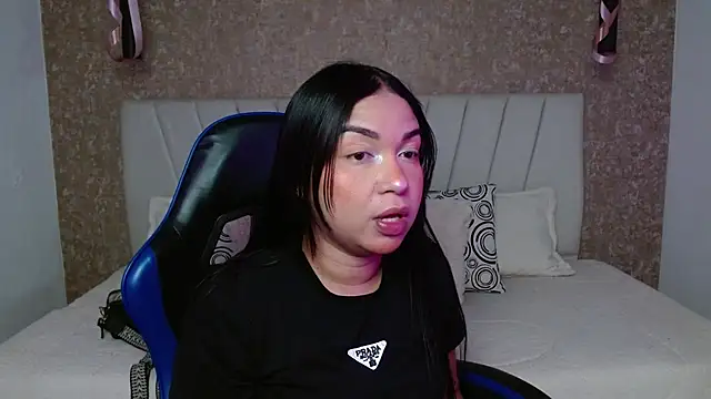 AliceSmity  online show from January 15, 2026, 11:24 am