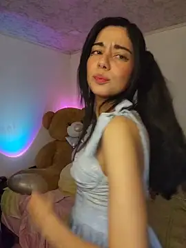 wetbyAlice online show from May 6, 2026, 11:53 pm