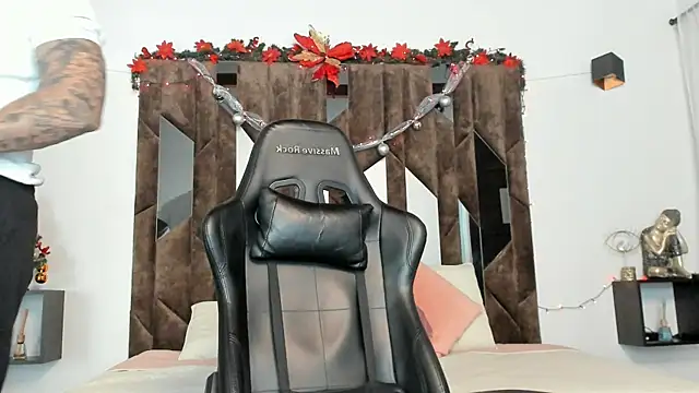 MATEO DILUCA online show from December 17, 2025, 10:09 am