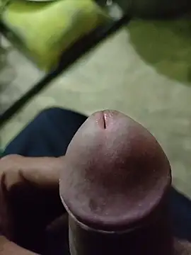 Snapshot of Rajkumarbhaiiii chatting on December 14, 2025, 5:18 pm Rajkumarbhaiiii online show from December 14, 2025, 5:18 pm