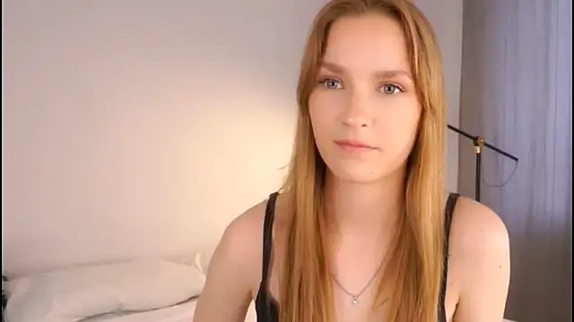 Helenspenss  online show from October 31, 2025, 11:22 pm