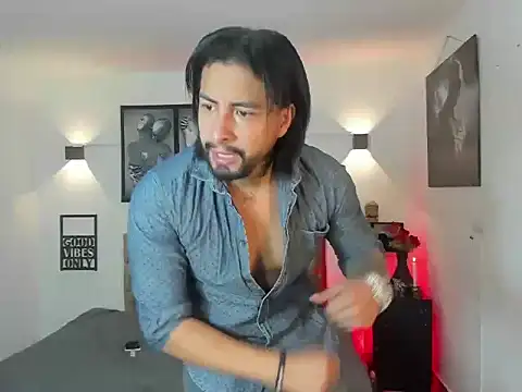 Snapshot of christopher_palmerjs chatting on November 24, 2025, 8:42 pm christopher palmerjs online show from November 24, 2025, 8:42 pm