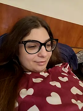 sweetbabygirlforyou online show from February 6, 2026, 1:18 pm