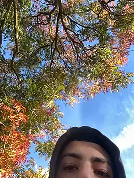 Snapshot of slimshadypt2 chatting on November 10, 2025, 4:34 pm slimshadypt2 online show from November 10, 2025, 4:34 pm