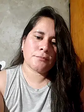 Clara Arg online show from December 3, 2025, 2:01 am