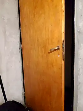 Clara Arg online show from November 17, 2025, 5:55 am