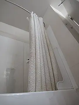 Snapshot of Fuckboyguyman chatting on November 5, 2025, 5:49 pm Fuckboyguyman online show from November 5, 2025, 5:49 pm