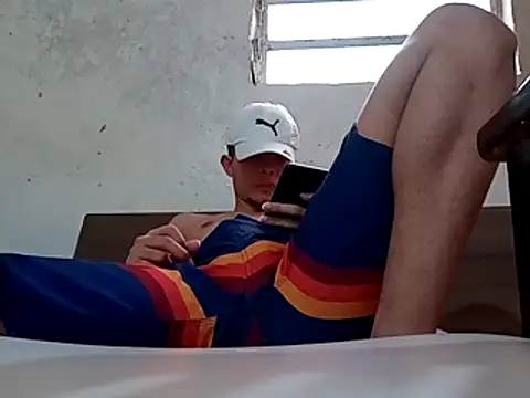 Snapshot of Fernandosafado081 chatting on December 16, 2025, 4:33 pm Fernandosafado081 online show from December 16, 2025, 4:33 pm