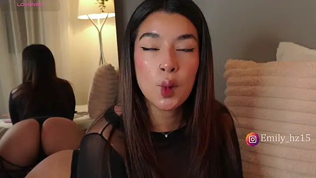 Missemily 11 online show from February 27, 2026, 9:53 am