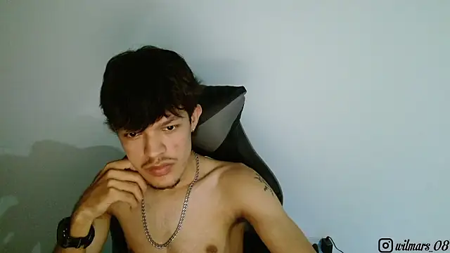 BrayanOconer08 online show from November 5, 2025, 5:32 am