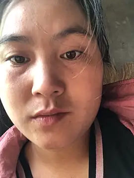 Snapshot of bong-ngo chatting on October 27, 2025, 12:33 am bong-ngo online show from October 27, 2025, 12:33 am