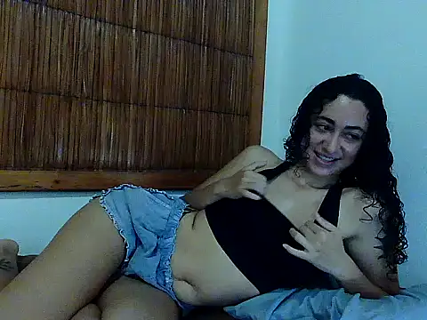 Snapshot of eleganceafterdark chatting on November 3, 2025, 3:15 pm eleganceafterdark online show from November 3, 2025, 3:15 pm