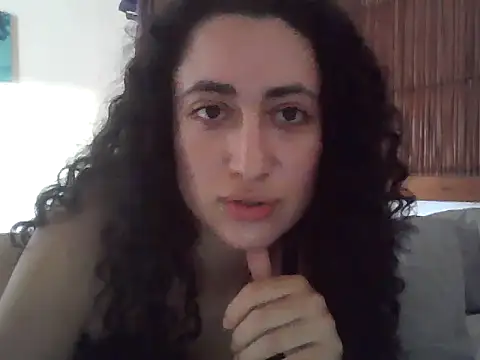 Snapshot of eleganceafterdark chatting on October 25, 2025, 5:46 pm eleganceafterdark online show from October 25, 2025, 5:46 pm