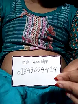 Snapshot of Naughty_Mow chatting on October 31, 2025, 1:24 am Naughty Mow online show from October 31, 2025, 1:24 am