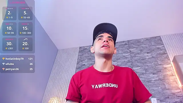 Snapshot of zack_joness18 chatting on November 6, 2025, 3:32 am zack joness18 online show from November 6, 2025, 3:32 am