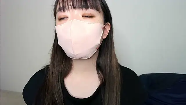 yua chan00 online show from October 27, 2025, 12:50 pm