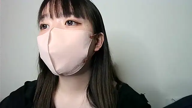 yua chan00 online show from March 4, 2026, 1:30 pm