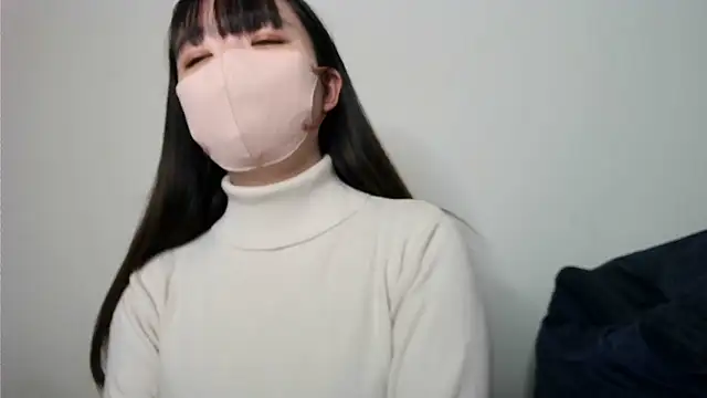 Snapshot of yua_chan00 chatting on November 11, 2025, 12:44 pm yua chan00 online show from November 11, 2025, 12:44 pm