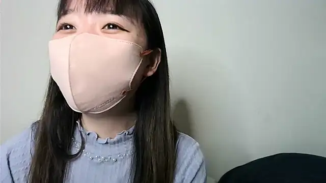 yua chan00 online show from February 11, 2026, 3:56 pm