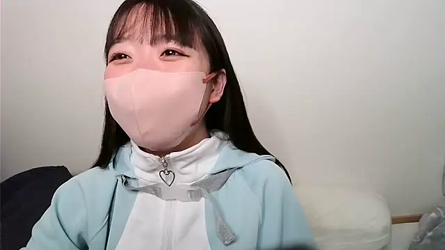 yua chan00 online show from March 21, 2026, 7:07 pm