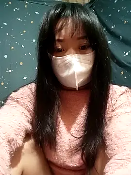 Phoena-a online show from February 8, 2026, 10:07 pm