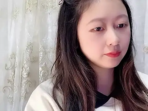 Snapshot of nuannuan35593 chatting on November 5, 2025, 11:24 am nuannuan35593 online show from November 5, 2025, 11:24 am