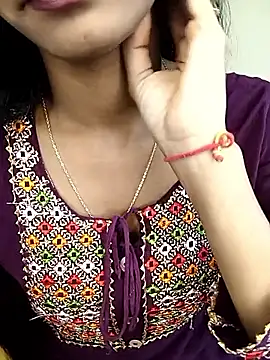 Marathi Queen1 online show from February 2, 2026, 6:23 am