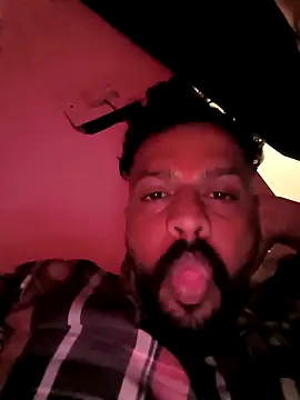 Snapshot of Hot-boss15 chatting on October 25, 2025, 10:47 am Hot-boss15 online show from October 25, 2025, 10:47 am