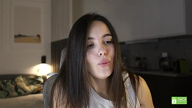 Snapshot of amelie_shine chatting on November 21, 2025, 11:31 am amelie shine online show from November 21, 2025, 11:31 am