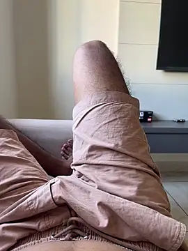 Snapshot of bitujd98 chatting on November 9, 2025, 7:01 am bitujd98 online show from November 9, 2025, 7:01 am