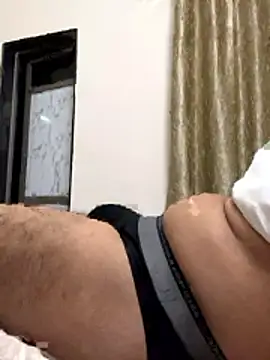 Snapshot of bitujd98 chatting on December 18, 2025, 4:00 pm bitujd98 online show from December 18, 2025, 4:00 pm