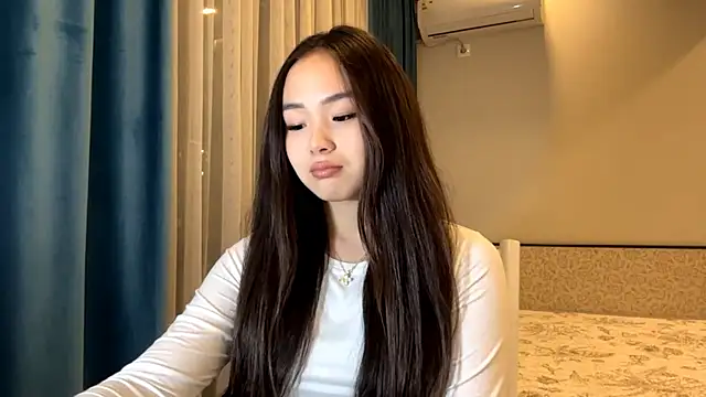 Snapshot of SupremeDividend chatting on November 7, 2025, 3:05 pm SupremeDividend online show from November 7, 2025, 3:05 pm