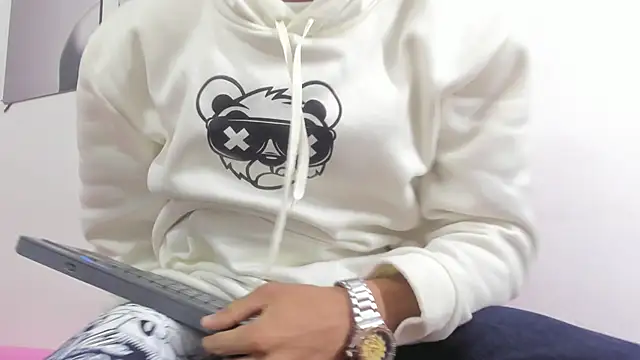 Snapshot of harold_777 chatting on November 6, 2025, 8:35 pm harold 777 online show from November 6, 2025, 8:35 pm